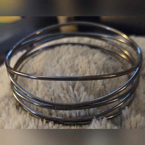 Jewelry - Gunmetal Multi-tiered Bangle Bracelet